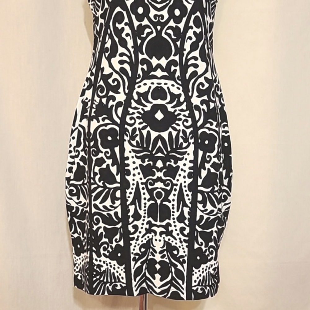 H&M Black and White Sleeveless Bodycon Mini Dress - Picture 9 of 11